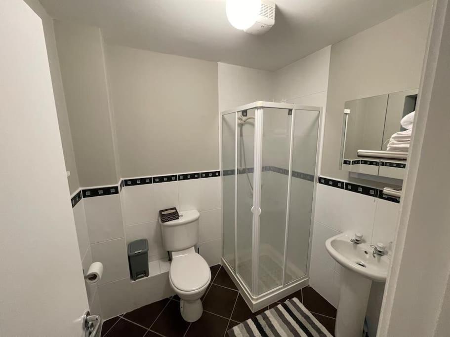 Entire Apartment , Centre Carrick-On-Shannon ภายนอก รูปภาพ
